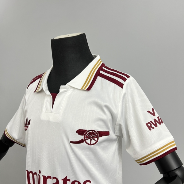 Conjunto niño Arsenal blanco 2025-2026 manga