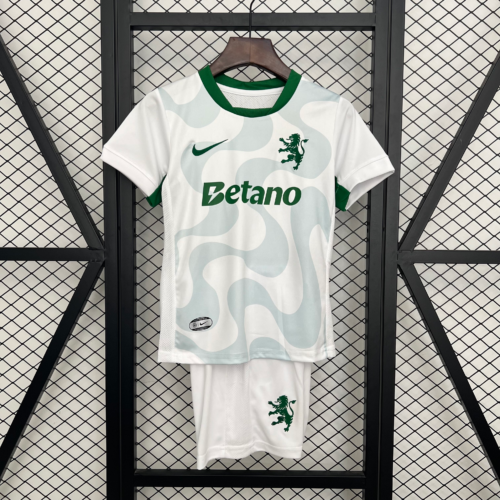 Conjunto niño Sporting Lisboa blanca 2025-2026