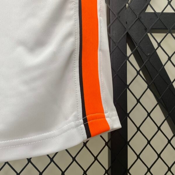 camiseta Retro Valencia CF 2006-2007 Blanco esquina