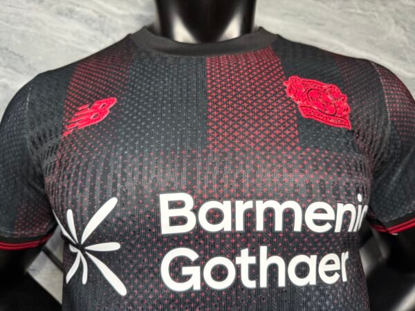 Camiseta Bayer Leverkusen negro 2025-2026 cuello