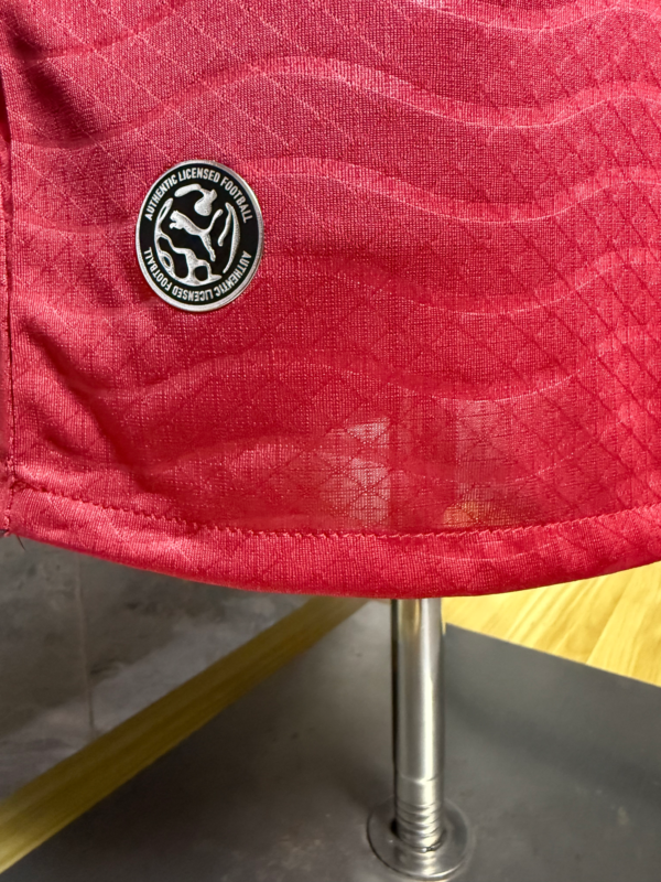 Camiseta Portugal Ronaldo 2026-2027 etiqueta