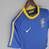 Camiseta Retro Brasil 2010 Kaka hombros