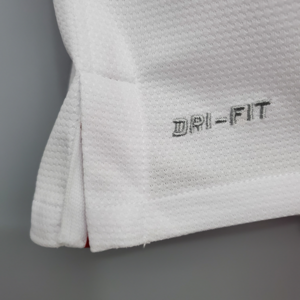 Camiseta Retro Inglaterra 2013 Blanco detalles