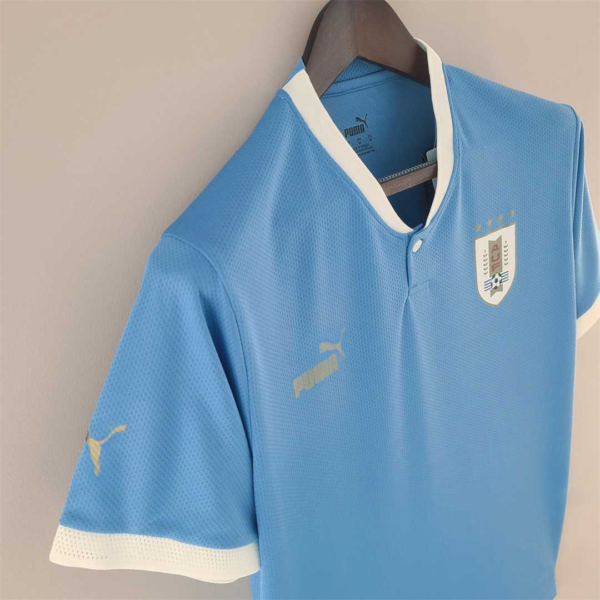 Camiseta Uruguay Carballo 2022 hombro