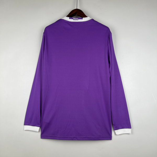 Camiseta morada Real Madrid 2016-2017 manga larga dorsal
