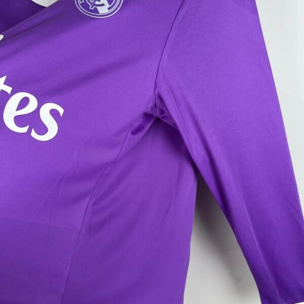 Camiseta morada Real Madrid 2016-2017 manga larga lateral