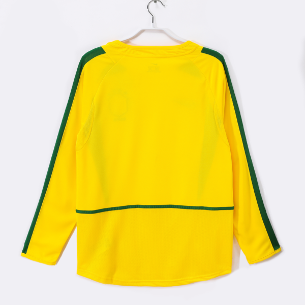 Camiseta retro Brasil 2002 Ronaldinho dorsal