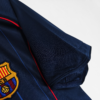 Camiseta retro FC Barcelona azul 2004-2005 manga y escudo