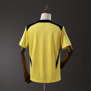 Camiseta retro Liverpool amarilla 2004-2005 dorsal