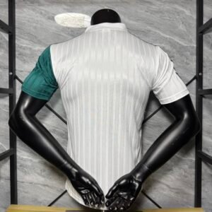 Camiseta retro Liverpool verde-blanco 1995-1996 dorsal