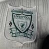 Camiseta retro Liverpool verde-blanco 1995-1996 escudo