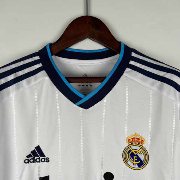 Camiseta retro Ozil Real Madrid 2012-2013 manga larga cuello