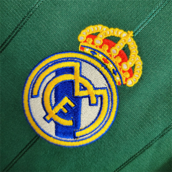 Camiseta retro verde Real Madrid 2012-2013 escudo