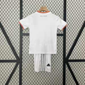 Conjunto retro niño Blanco Real Madrid 2013-2014 dorsal