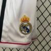 Conjunto retro niño Real Madrid 2014-2015 escudo inferior