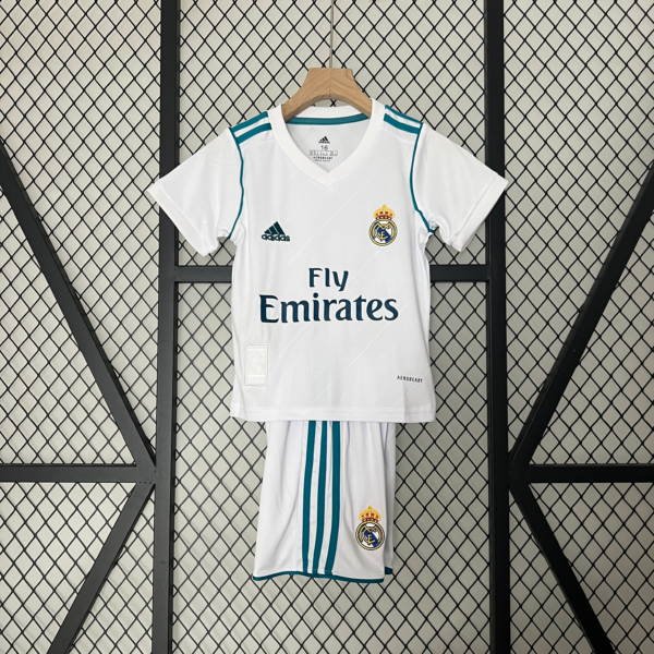 Conjunto retro niño Real Madrid 2017-2018