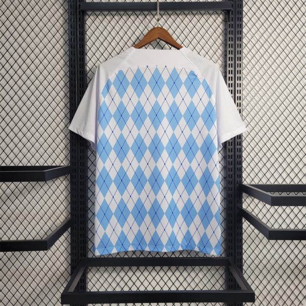 Camiseta Chelsea Rombo 2023-2024 dorsal