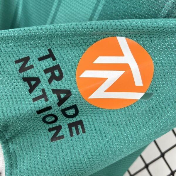 Camiseta Aston Villa verde 2024-2025 edición especial etiqueta