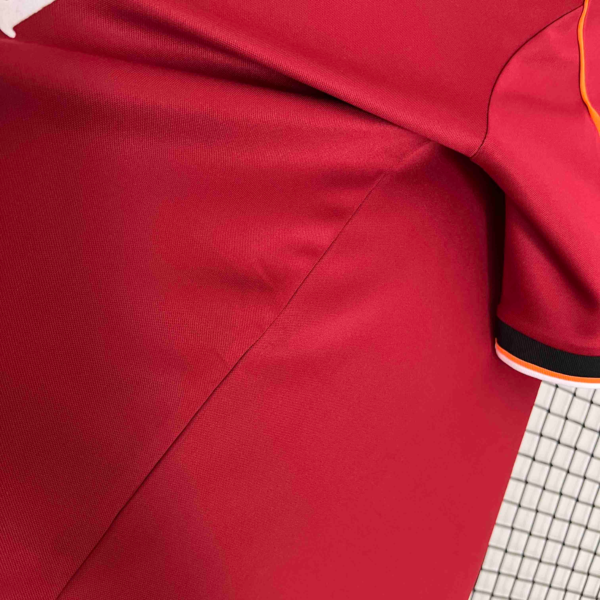 Camiseta Retro AS Roma Totti 1998-1999 Capitan lateral