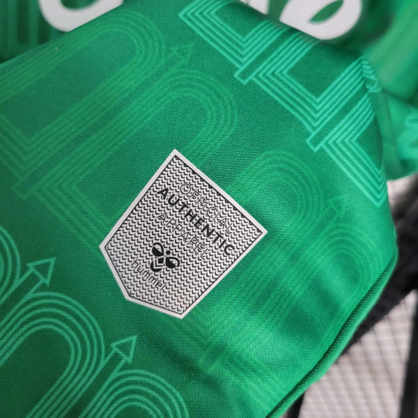 Camiseta Everton 2023-2024 Verde Esmeralda etiqueta