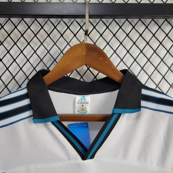 camiseta retro marcelino newcastle united 1999-2000 cuello
