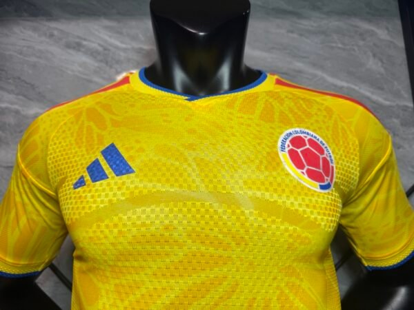 Camiseta Colombia Mundial 2026 cuello