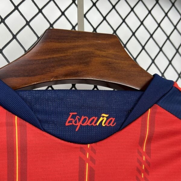Camiseta España mundial 2026 manga larga cuello anterior