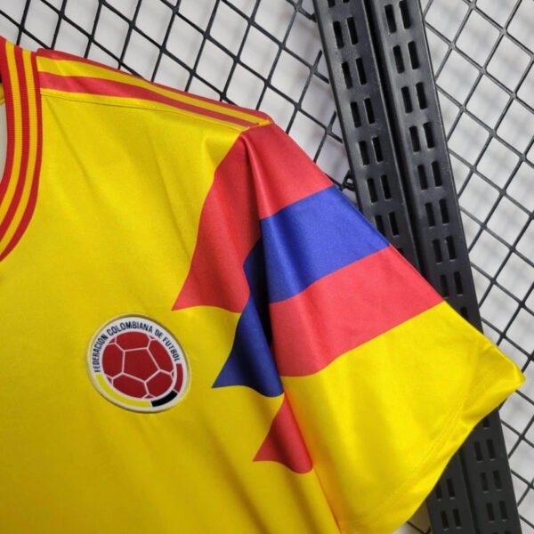 Camiseta Retro Colombia 1990 Valderrama manga