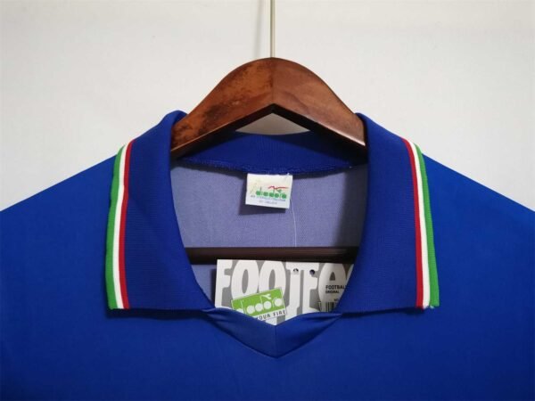 Camiseta Retro Italia 1990 Maldini cuello