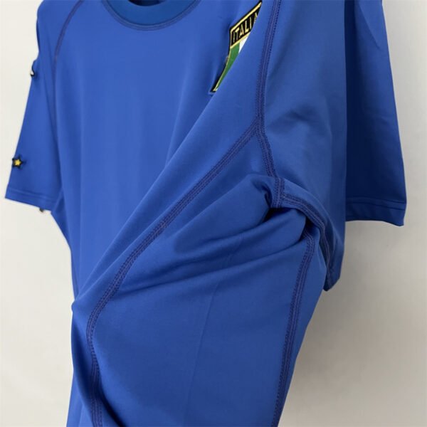 Camiseta Retro Italia 2000 Toti lateral