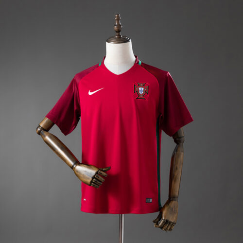 Camiseta Retro Portugal 2018 CR7