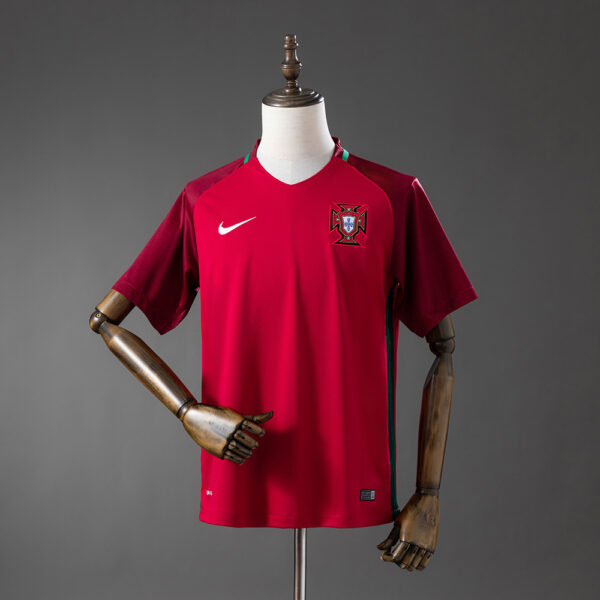 Camiseta Retro Portugal 2018 CR7