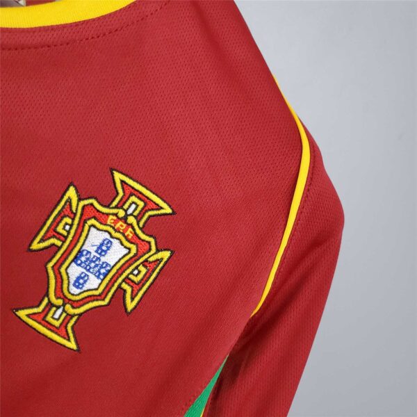 Camiseta Retro Portugal Mundial 2002 hombro