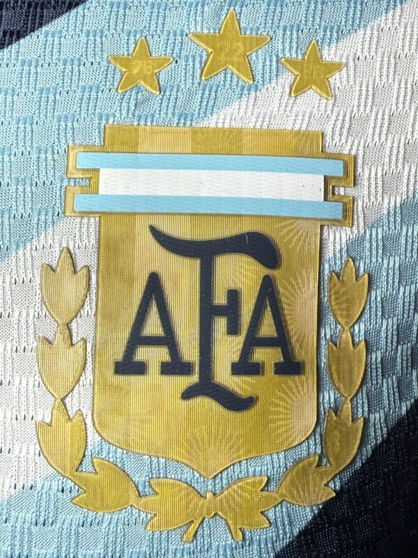 Camiseta azul Argentina Mundial 2026 escudo