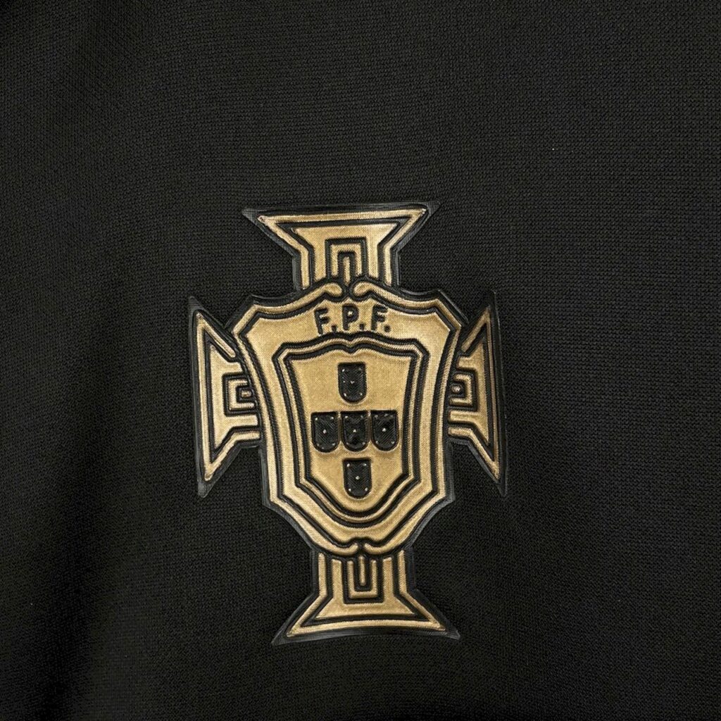 Conjunto Chandal Portugal 2026 Eusebio escudo
