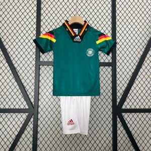 Conjunto Retro niño Alemania 1992 Verde