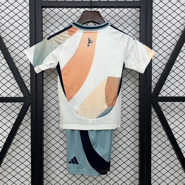 Conjunto niño España 2026 Mundial dorsal