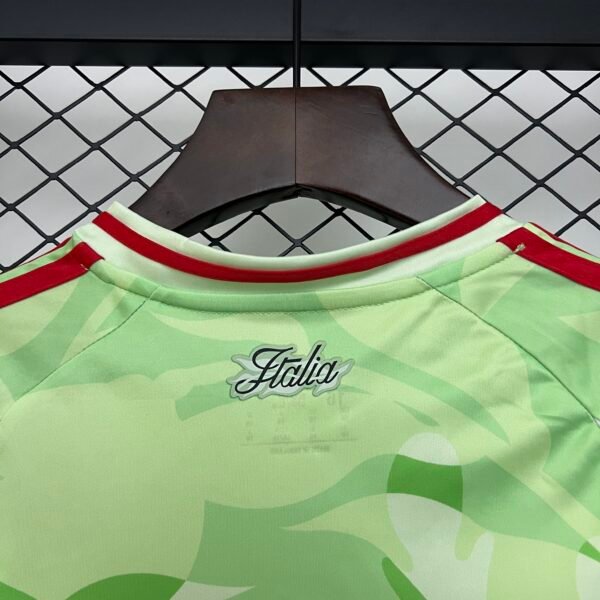 Conjunto niño Italia 2025 Verde cuello