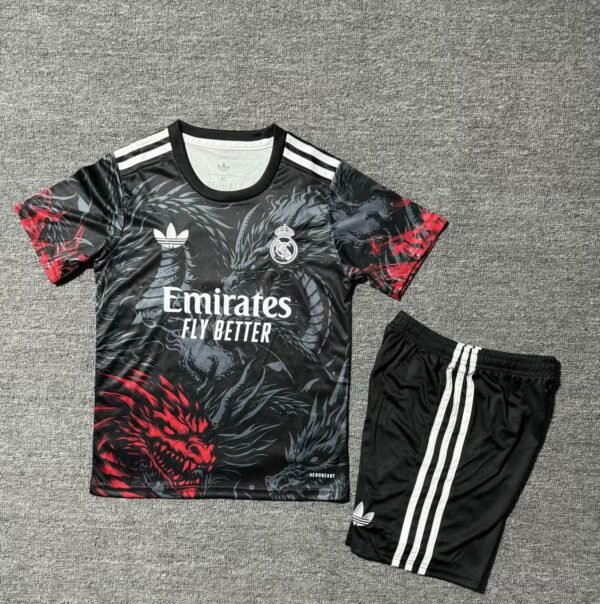 Conjunto niño Real Madrid Dragon negro 2025-2026