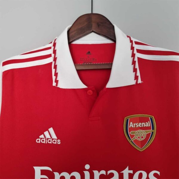 Camiseta Arsenal Ødegaard 2022-2023 pecho