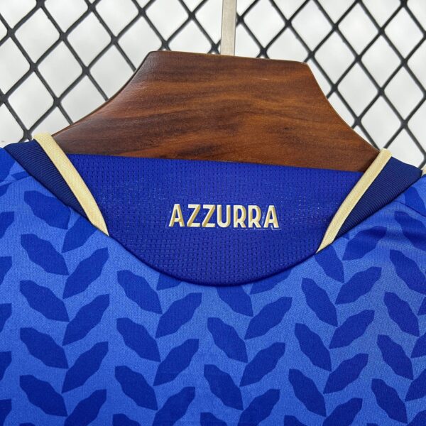 Camiseta Italia Mundial 2026 cuello anterior