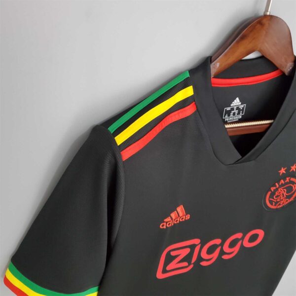Camiseta Retro Ajax Negro 2022-2023 Marley hombro