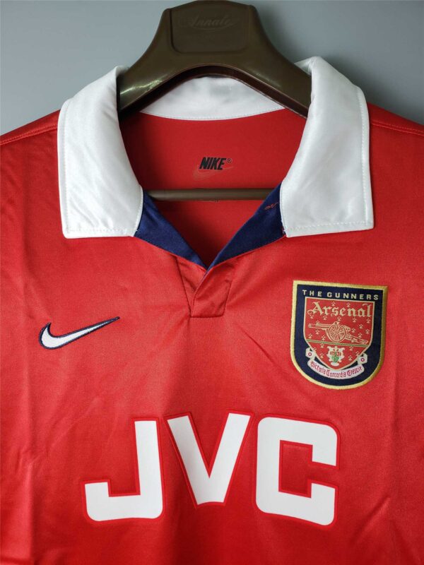 Camiseta Retro Arsenal Manga larga 1998-1999 Bergkamp pecho