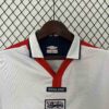 Camiseta Retro Inglaterra Eurocopa 2004 cuello