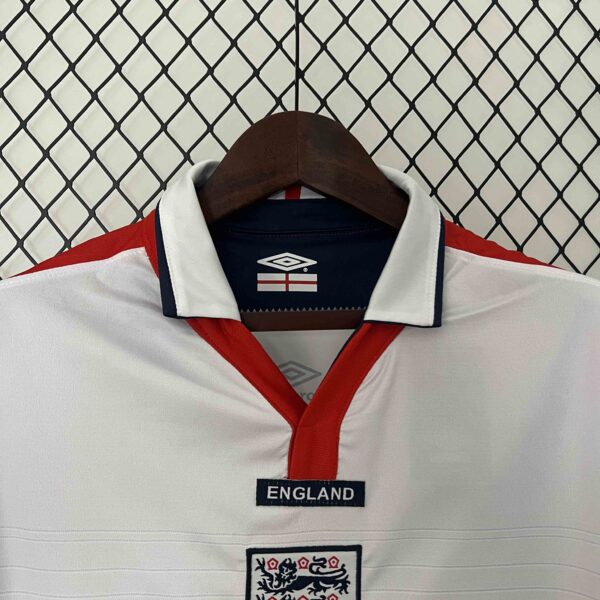 Camiseta Retro Inglaterra Eurocopa 2004 cuello