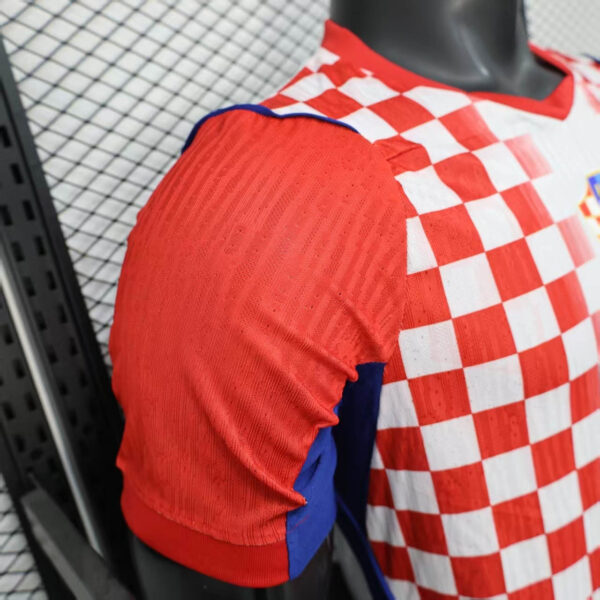Nueva Camiseta Croacia 2026 hombro
